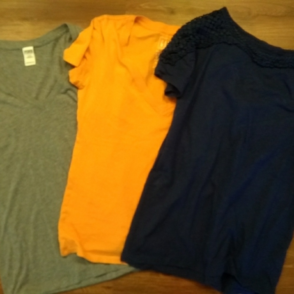 Short Sleeved Shirt Lot